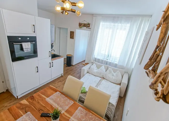Auszeit Steiraland 7 Mit Ueberdachten Balkon Und Parkplatz