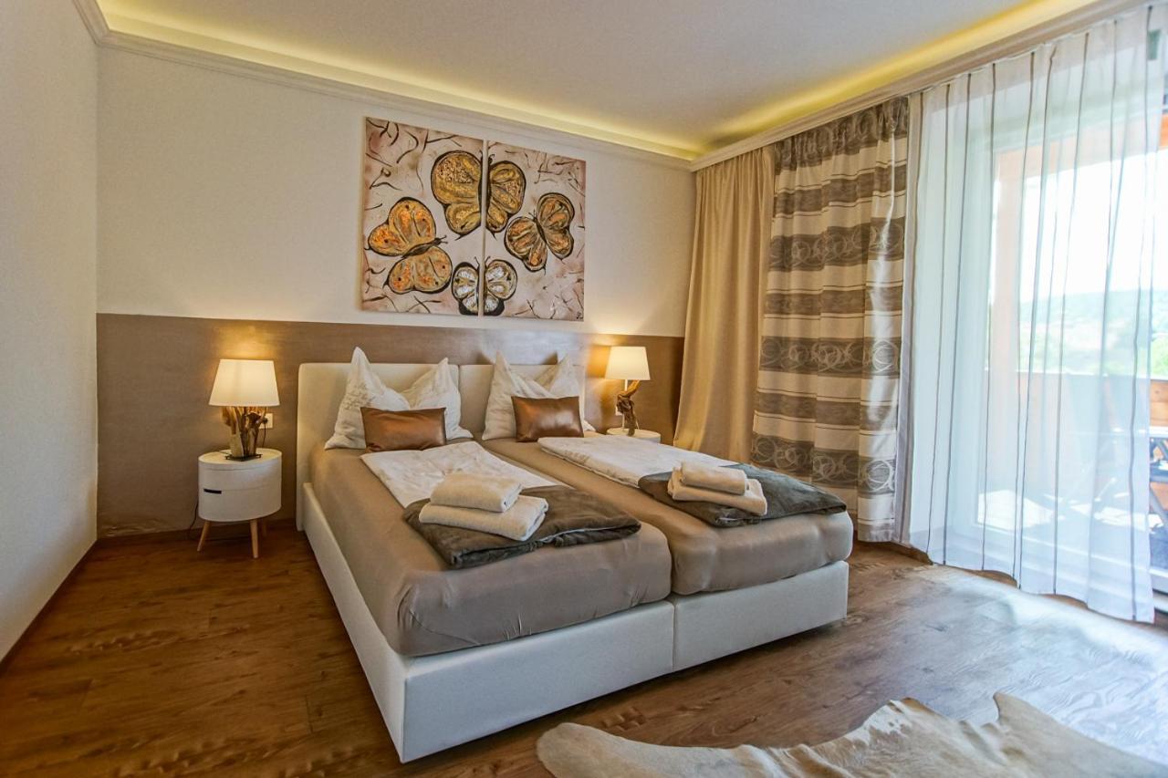 Auszeit Steiraland 7 Mit Ueberdachten Balkon Und Parkplatz Apartment